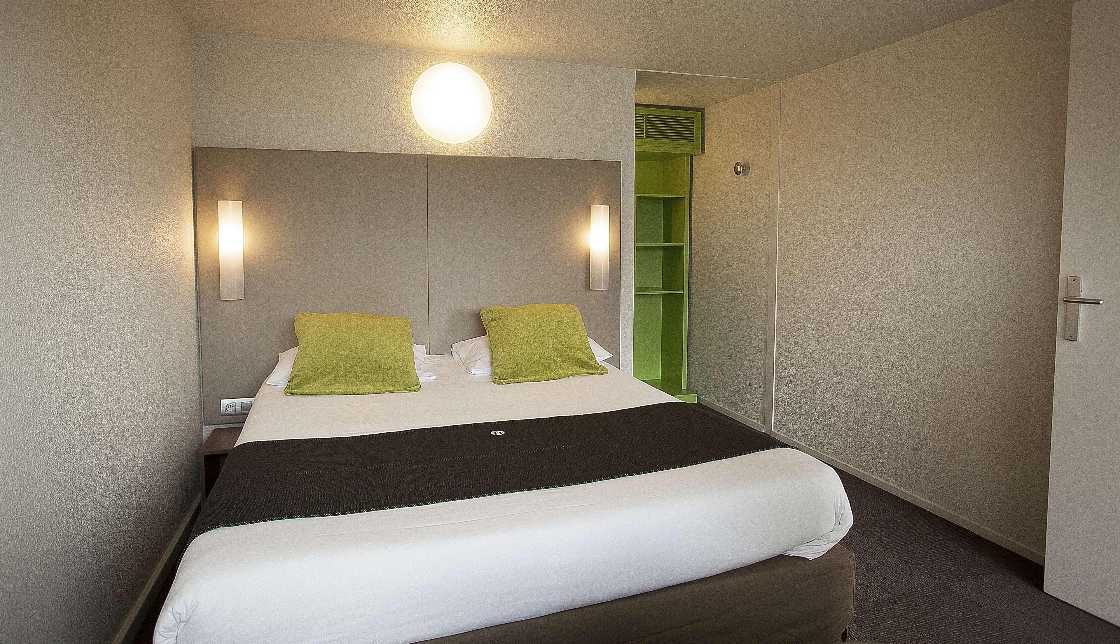 Campanile Melun Sud - Dammarie Les Lys Hotel Eksteriør billede