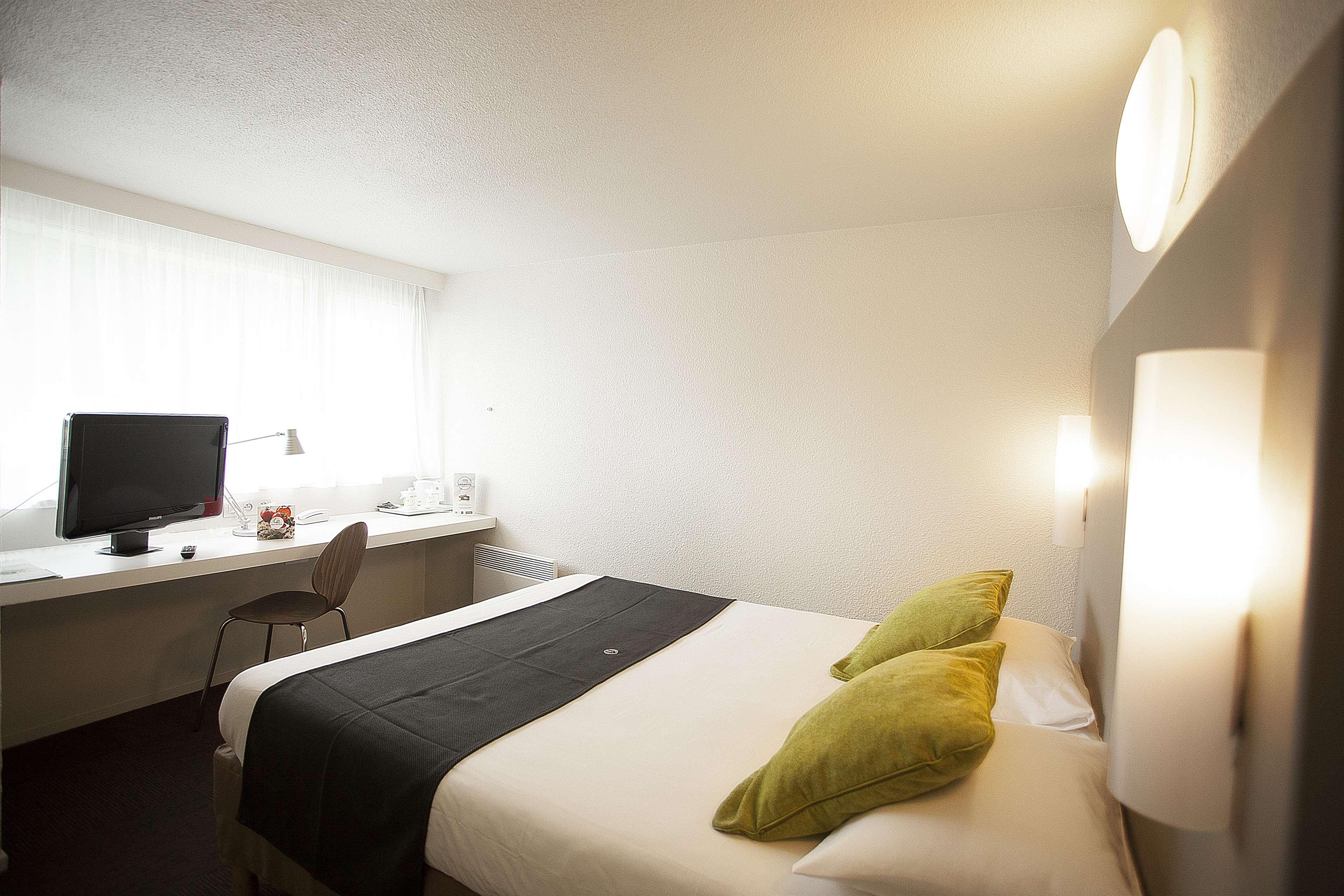 Campanile Melun Sud - Dammarie Les Lys Hotel Eksteriør billede