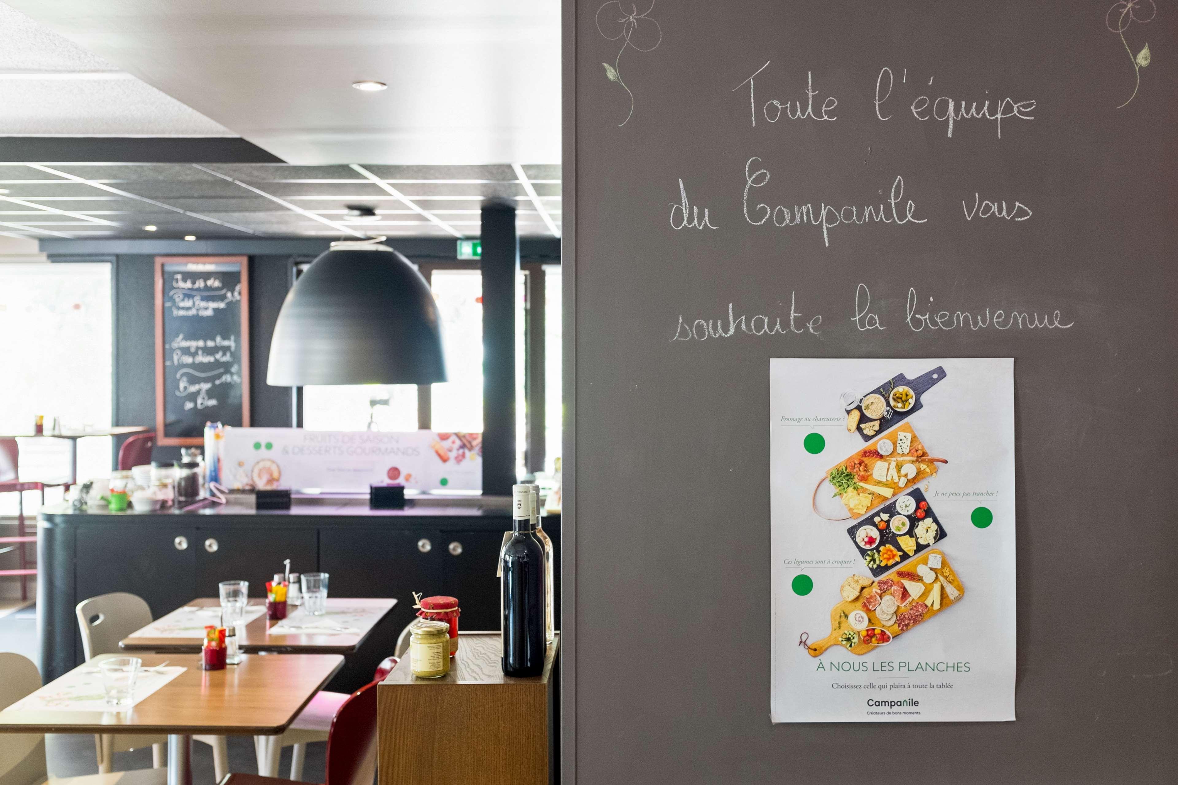 Campanile Melun Sud - Dammarie Les Lys Hotel Eksteriør billede